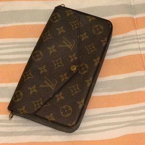 Louis Vuitton felicie pochette (monogram)